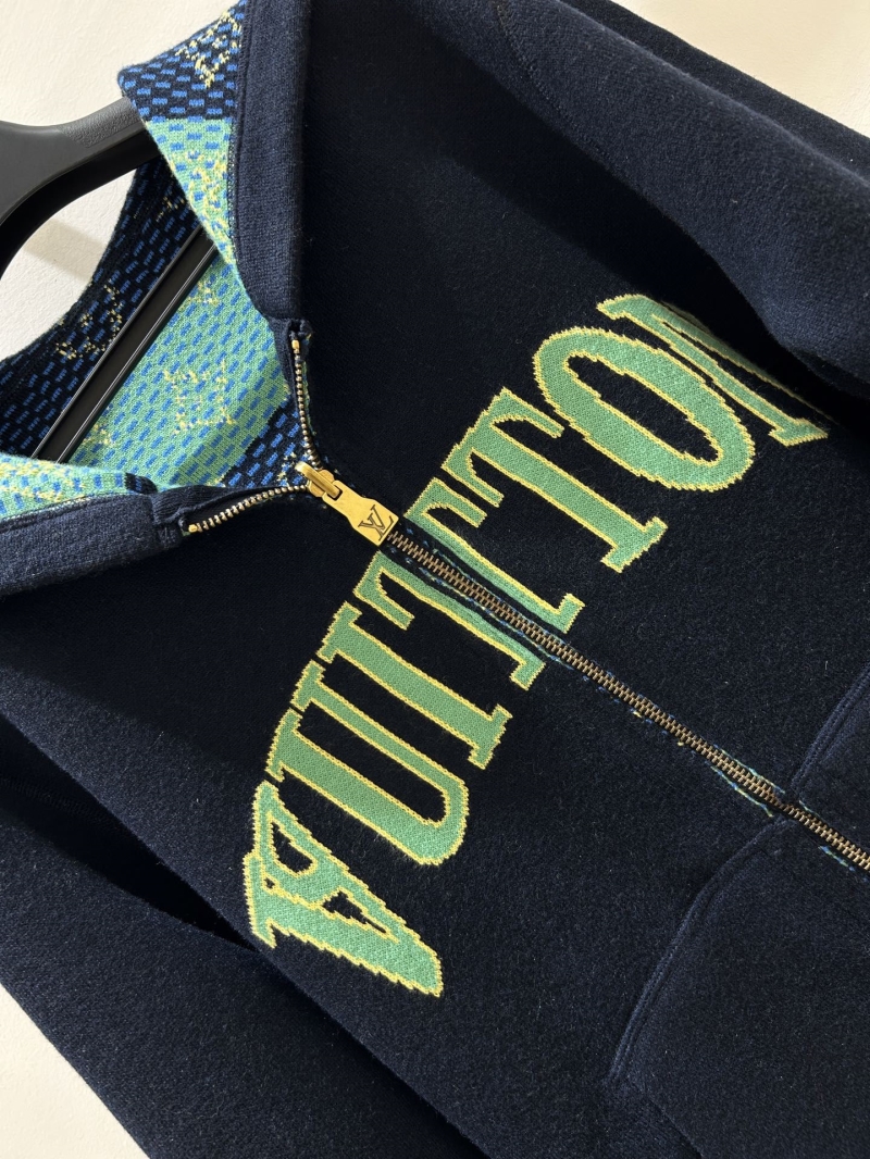 l0vis Vvtt0n outwear